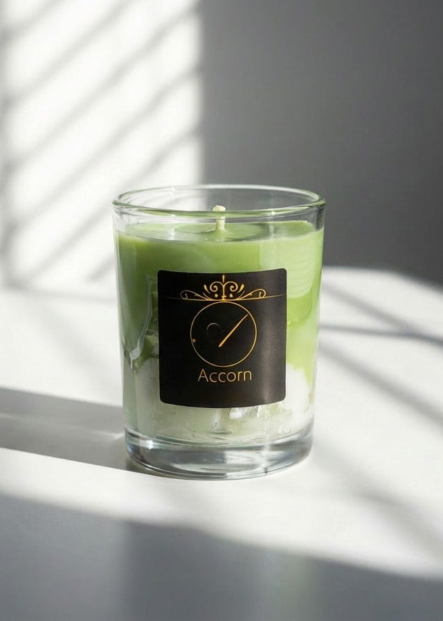 Accorn rankų darbo sojų vaško žvakė - Matcha
